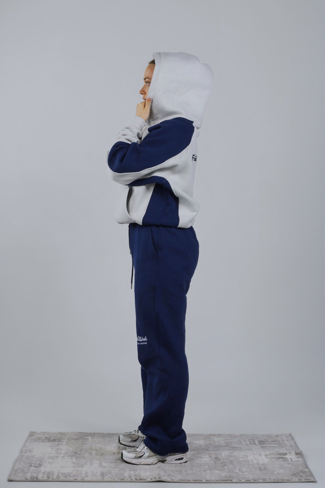 "NAVY MOON" TRACKSUIT